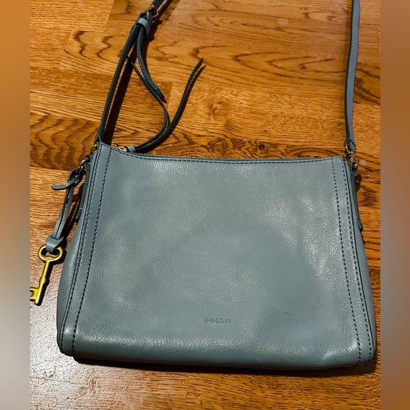 🎉HP!🎉 Fossil🔑 Light Blue Emma Leather Crossbody Bag - Picture 2 of 14